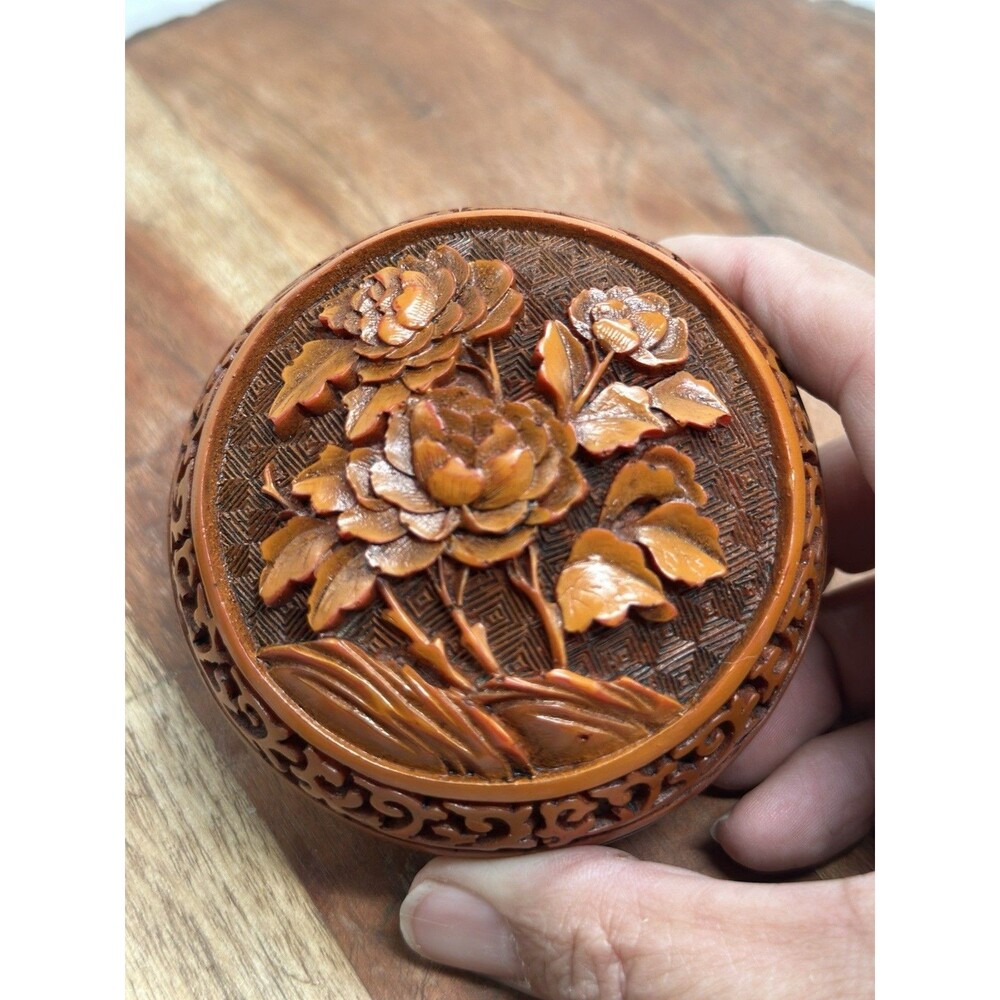 Cinnabar Lidded Box Chrysanthemum Flower Motif Enamel Carved Asian